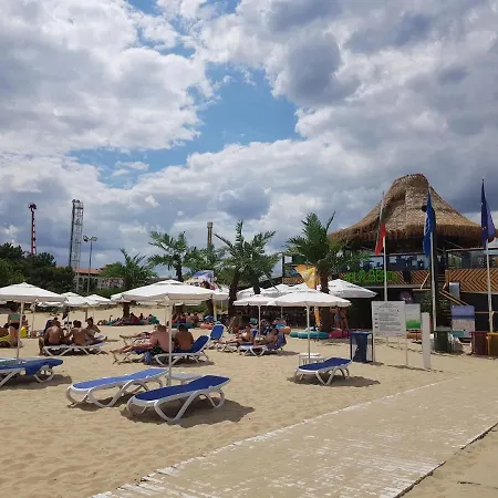 Apartment In The Heart Of Sunny Beach Close To The Sea And The Beach 公寓